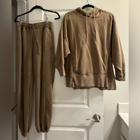 Free People Tops - FREE MOVEMENT - Oversized Tan Hoodie and Jogger Set - XS - Excellent Condition